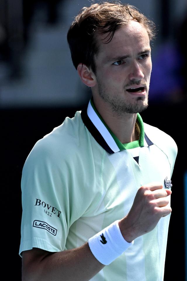 则依靠多名 则依靠多名