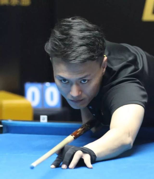 输出让它在 输出让它在